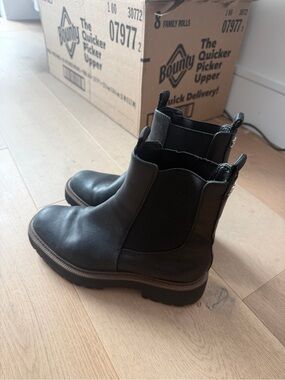 Sam Edelman Chelsea Boots